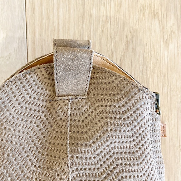 NWOB Dingo Kuster Taupe Suede Western Booties - Picture 7 of 15